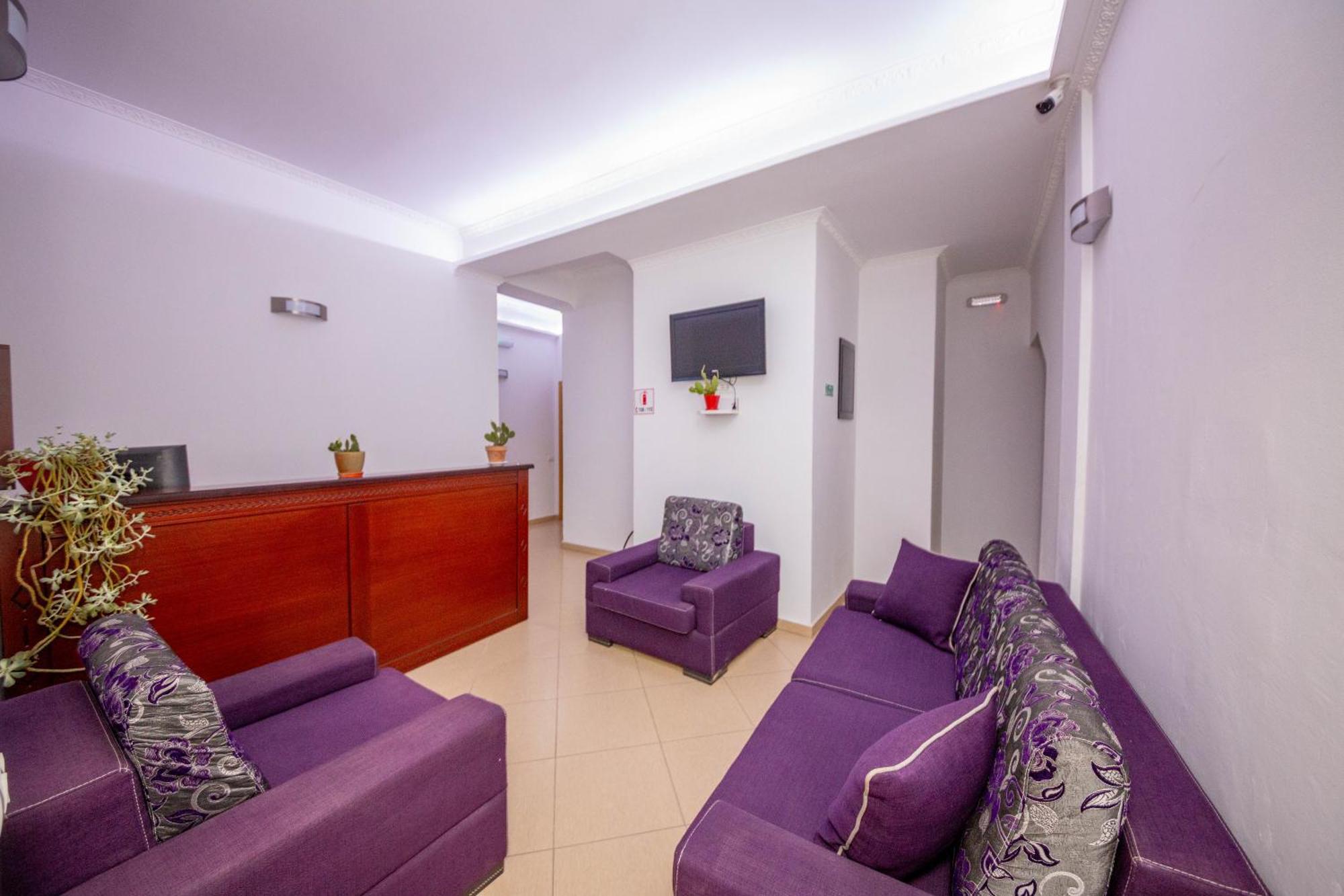 Hotel Shpella Μπεράτ Εξωτερικό φωτογραφία