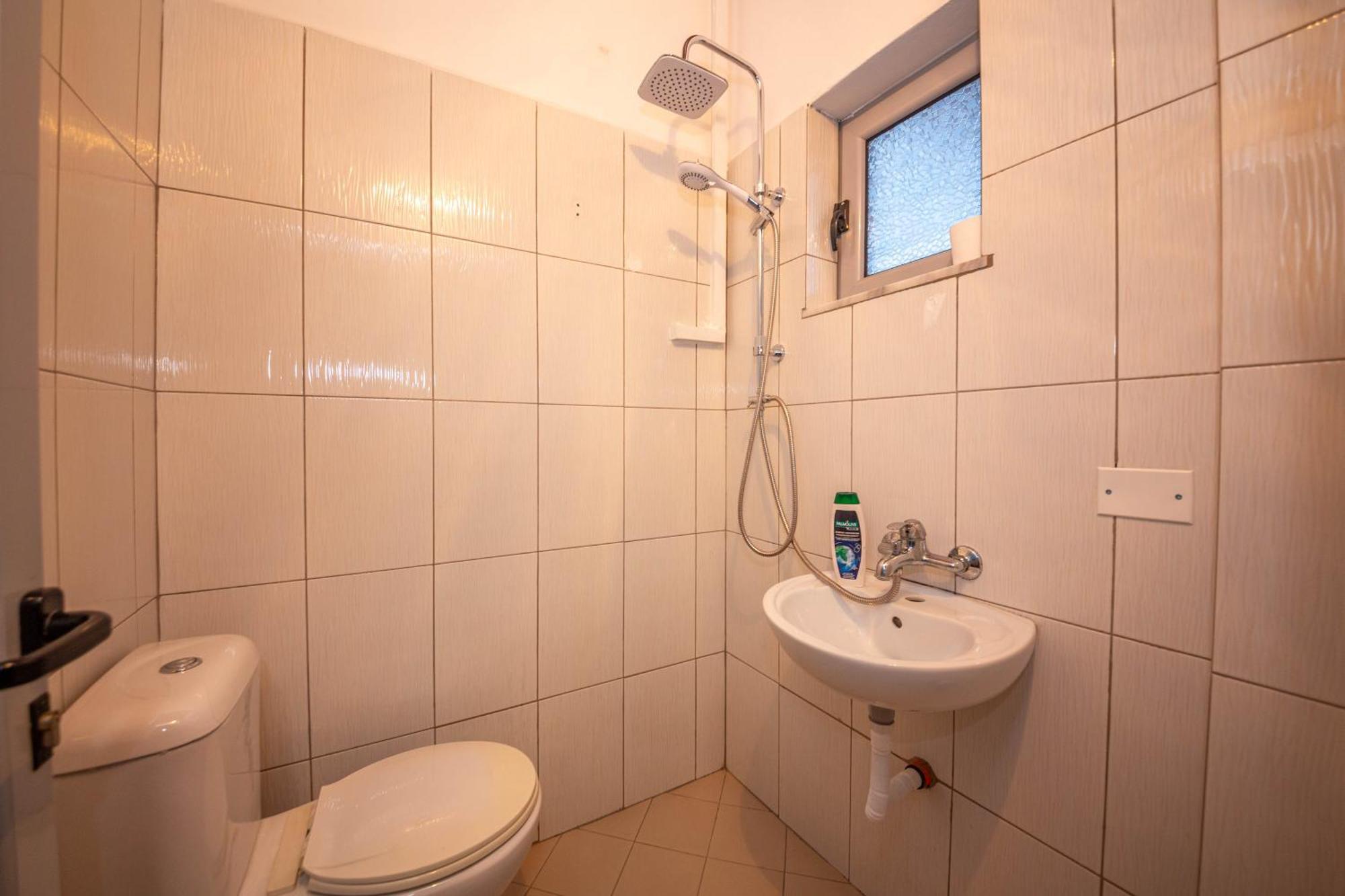 Hotel Shpella Μπεράτ Δωμάτιο φωτογραφία